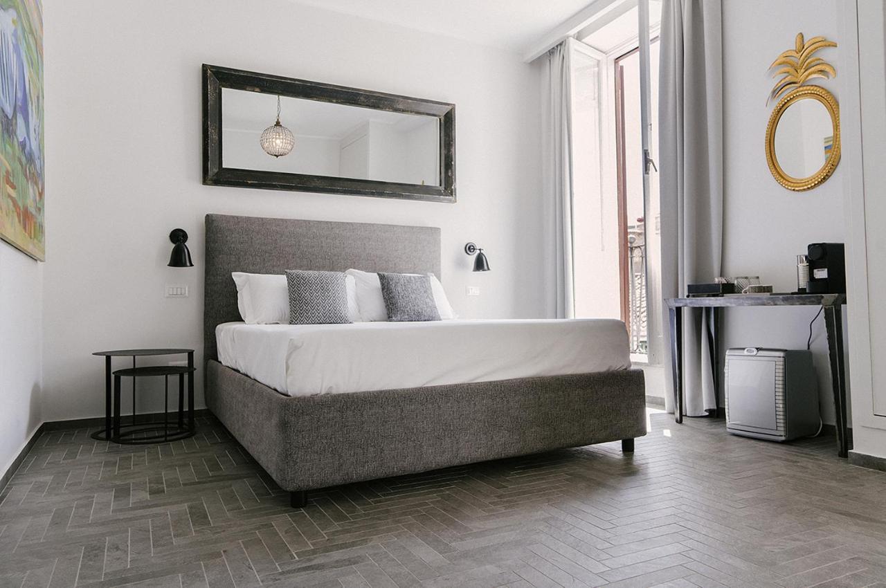 Della Croce Rooms Rome Exterior photo
