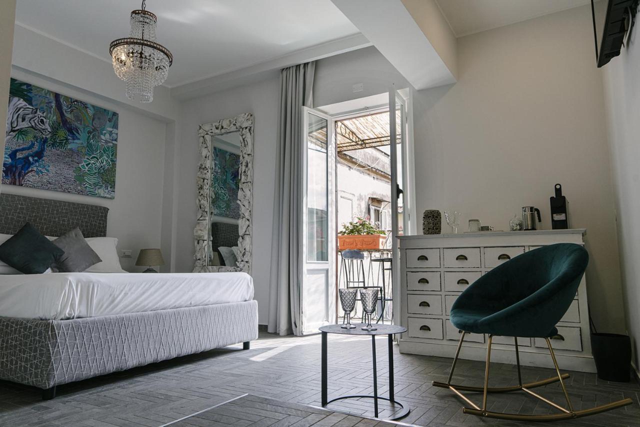 Della Croce Rooms Rome Exterior photo